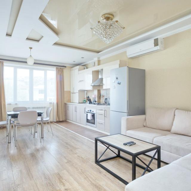 Stay Inn (Стей Инн) на проспекте Саят-Новы 33