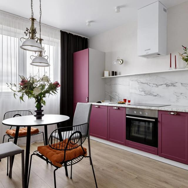 Two-room apartment on Zhirinovsky 1