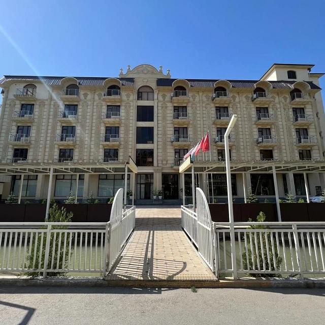Humo Plaza Hotel