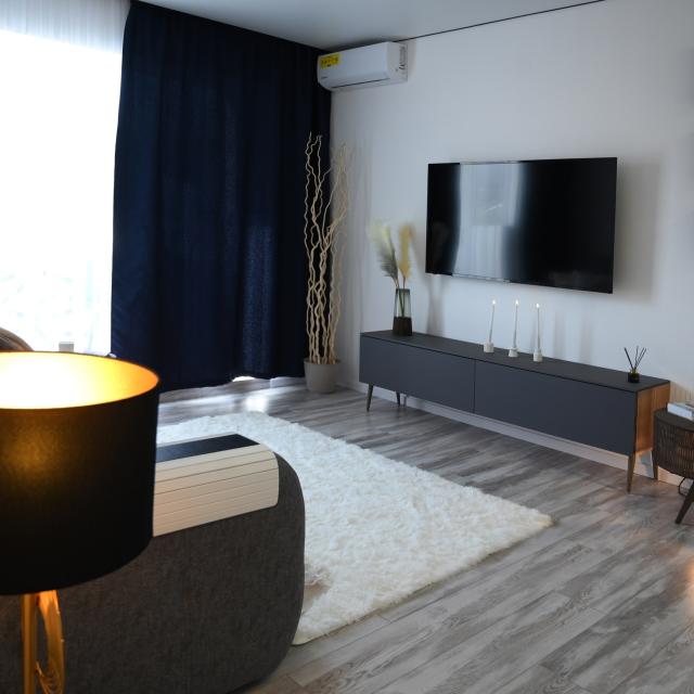 Apartments on Zapadny lane 3