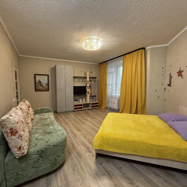 Apartment at the Kreiser shopping center