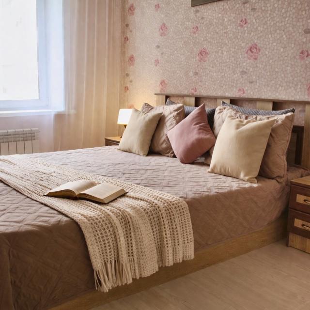 Nasutki38 chain | Kiss of the Rose in the city center near the Fashionable Quarter