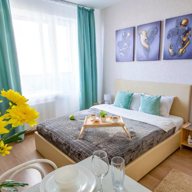 Welcome Home (Velkom Home) on 149 Narodnaya Opolcheniya Avenue