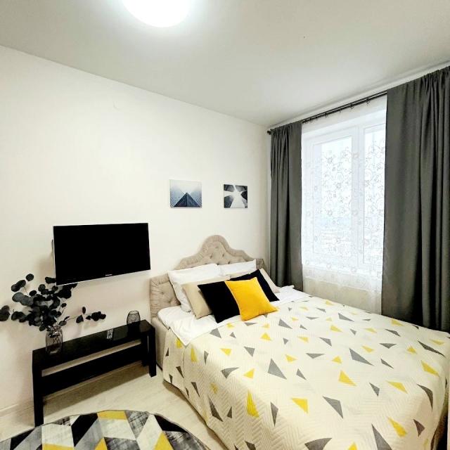 Apartments on 115B Mira Street