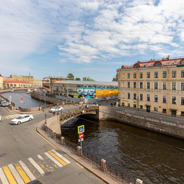 Апартаменты СПб Ренталс на набережной реки Мойки 19