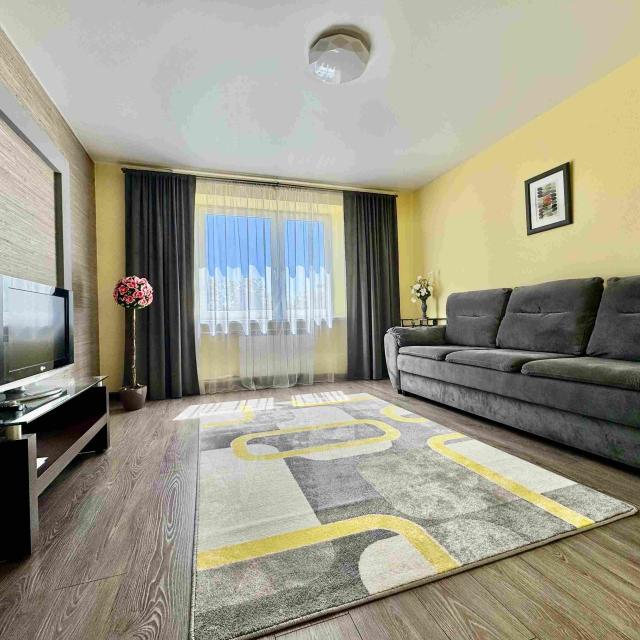 Apartments on Masherov Avenue 80