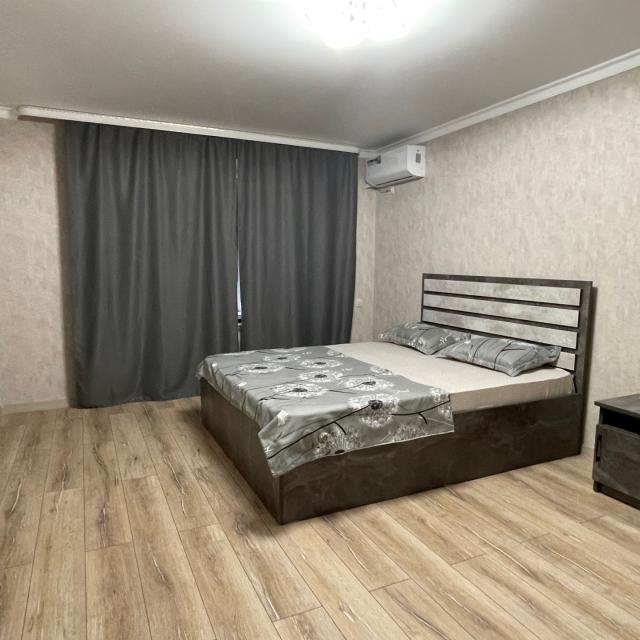 Apartments on 22nd Party Congress Avenue 137A