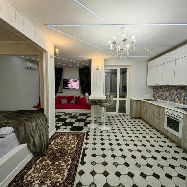 Apartment on 8 Parkhomenko Street