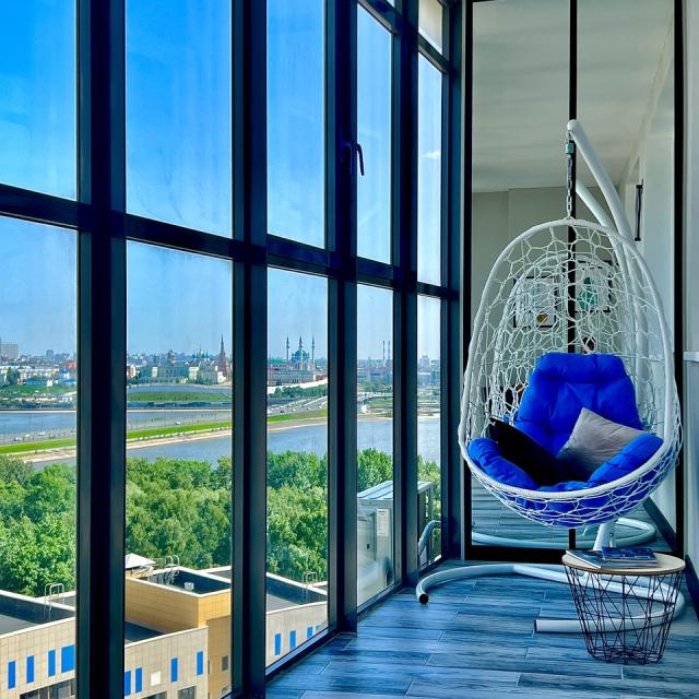 Apartment with a view of the Kremlin on Komsomolskaya street 1