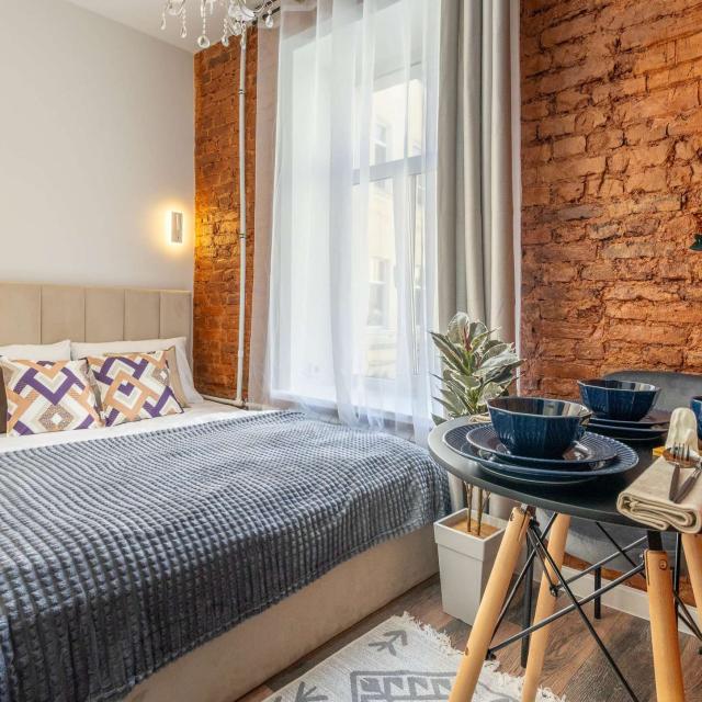 Метры в центре на улице Казанская 9