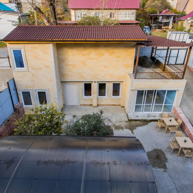 Dinara Guest House