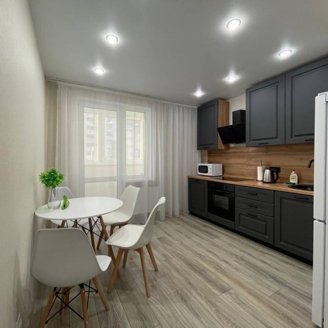 Apartment on Revolutsionnaya Street, 101G from the Home Hotel company