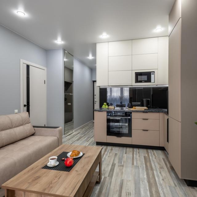 GoodHome38 on 166/6 Far East Street