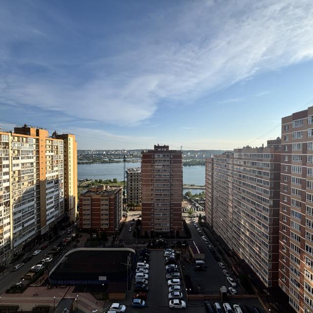 Cozy apartment in the city center with a view of the Angara