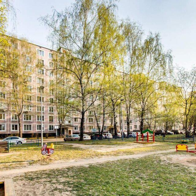Уютная атмосфера на улице Академика Миллионщикова 18