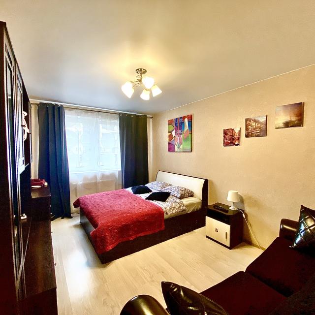 Apartments on Rossiyskaya street 74 building 2