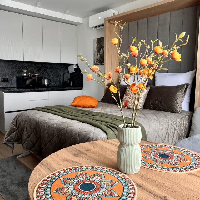 Rent2room on Mikhailova Street