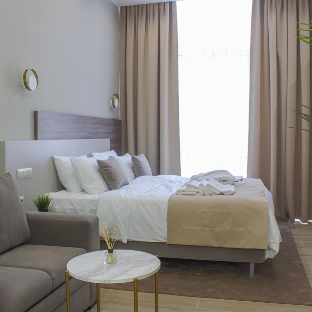 Mirror Residence