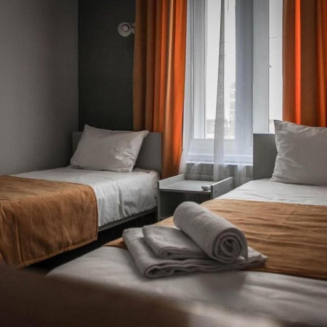 iQHOTEL (Айкью Нотел)