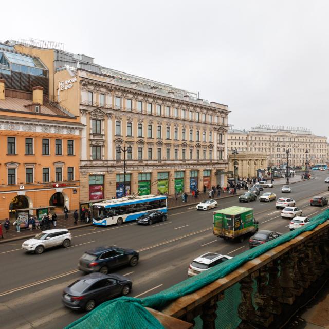 DeRent Aparts с видом на Невский проспект