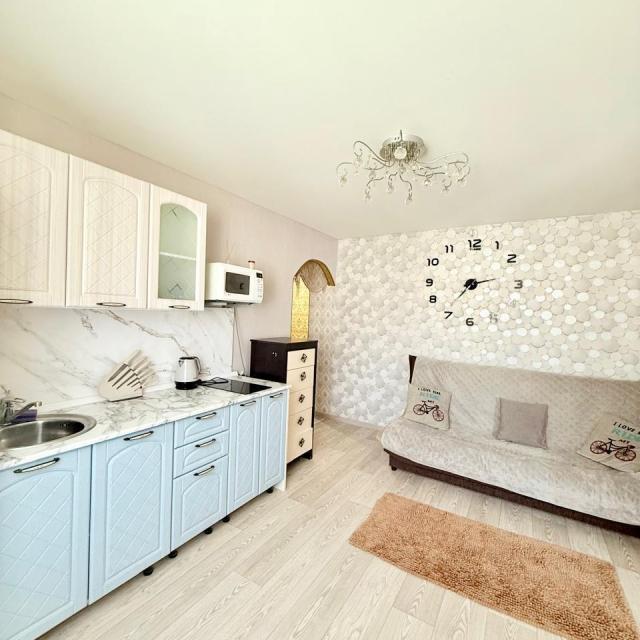 Apartments at 60 Flotskaya Street