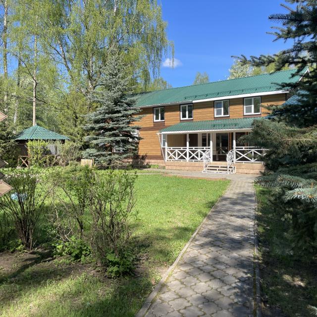 Загородный клуб На Ватоме