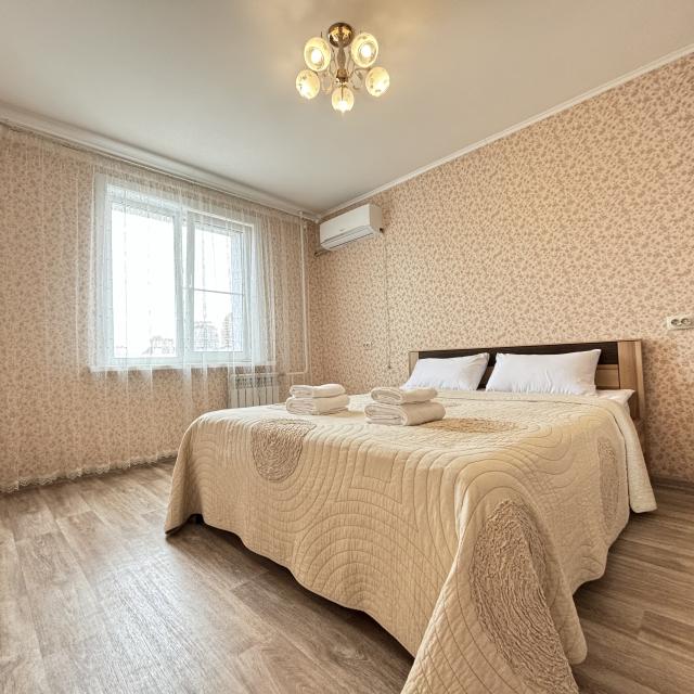 Apartment with a view of the embankment