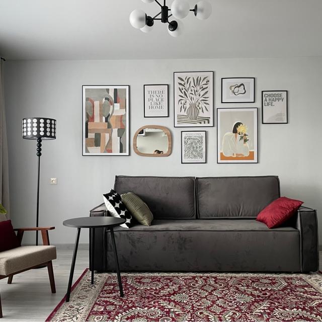 Three-bedroom apartment Hygge Karelia in Retro style