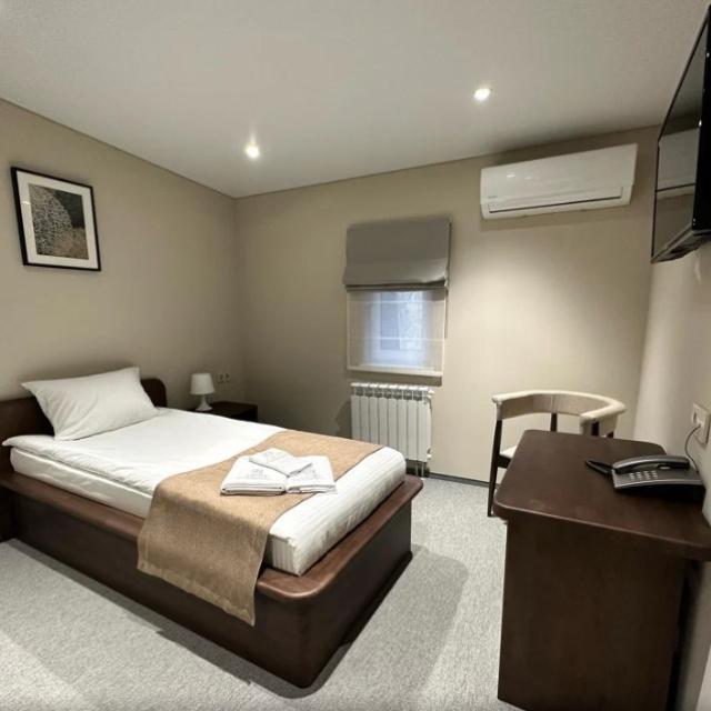 LOFT Art Boutique Hotel