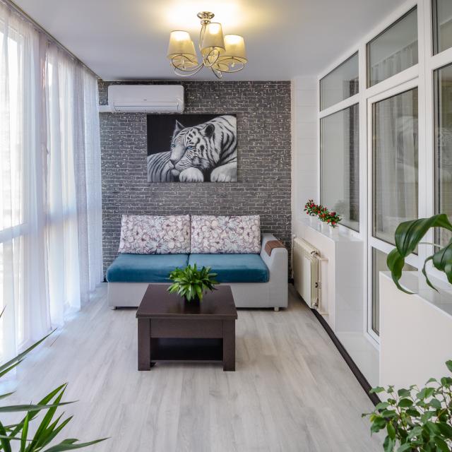 Safari Apartments on Dalnevostochnaya 138 Street