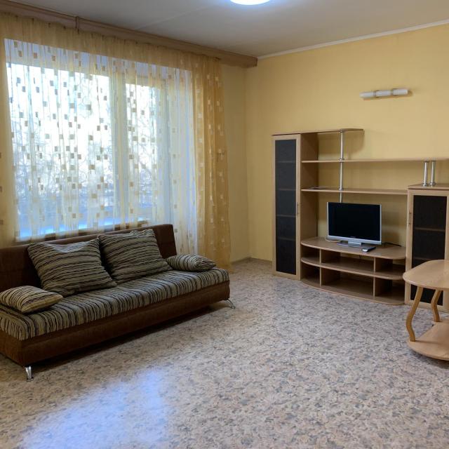 One-room apartment on Lenin street 28