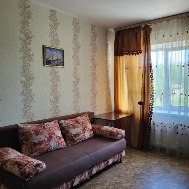 Apartment on Lisa Chaikina street 4