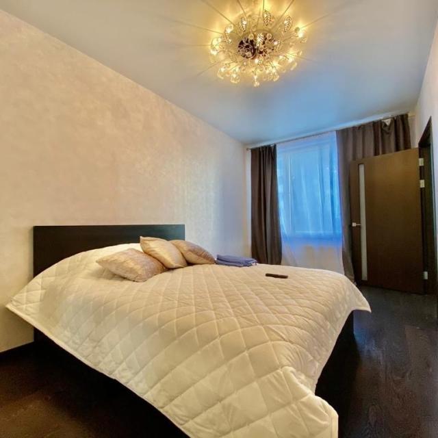 Apartments on Sibgat Hakim street, 60