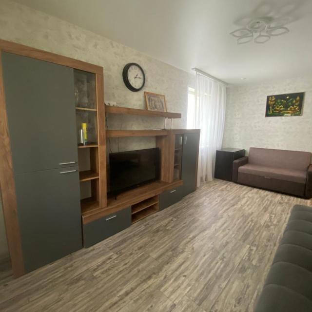 Apartments on Pobedy Street