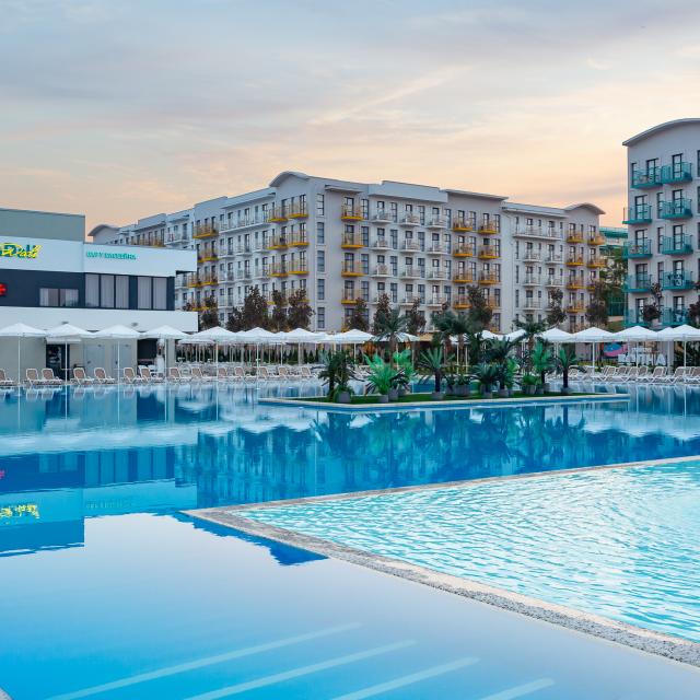 Miracleon Mira Family Resort & SPA Anapa 5* (Miracleon Mira Family Resort & SPA Anapa)