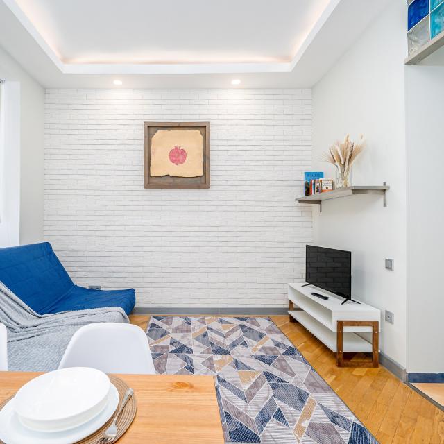 Apartment on Moiseenko 4