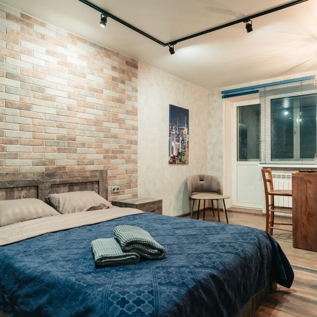 Apartments in the city center on Volny Novgorod street 4