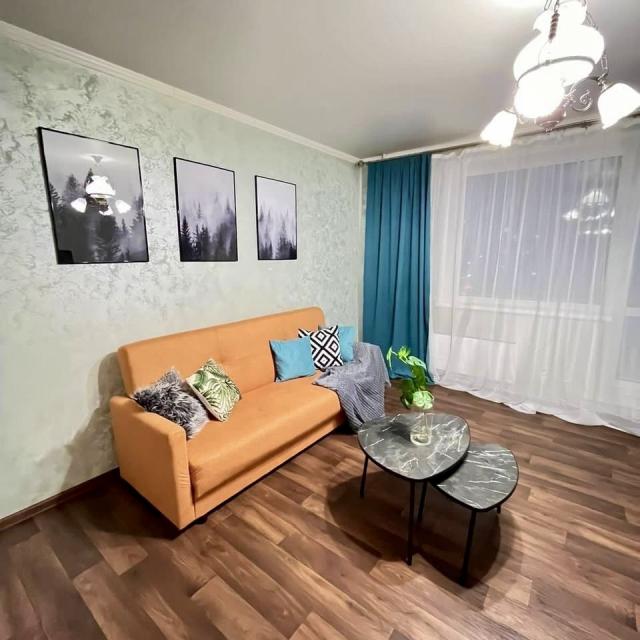 Home Hotel in the 10th microdistrict 13