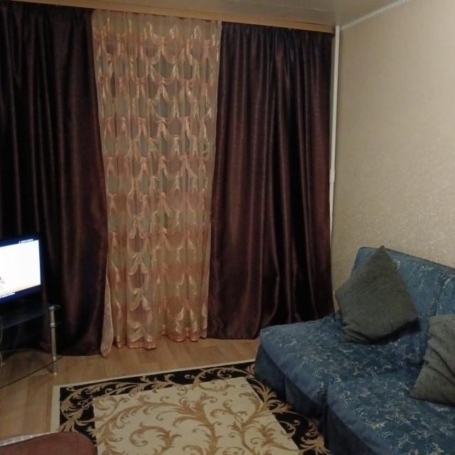 Apartments on Druzhby Narodov Street 29