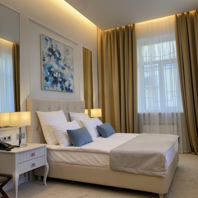 Radio Hotel