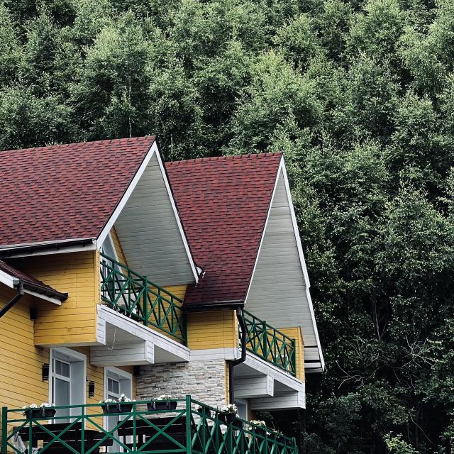 Baikal Khan Listvyanka Boutique Hotel
