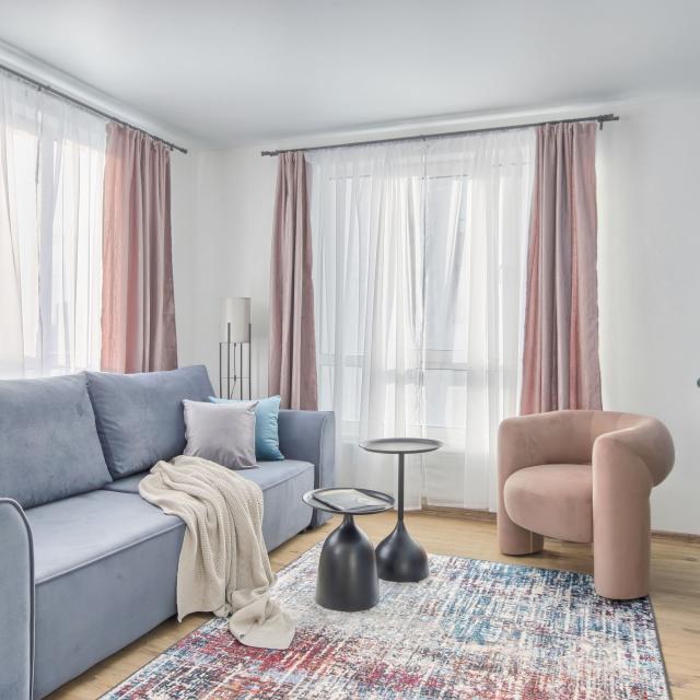 MyHome YourHome (МайХоум ЙоХоум) на улице Варфоломеевская