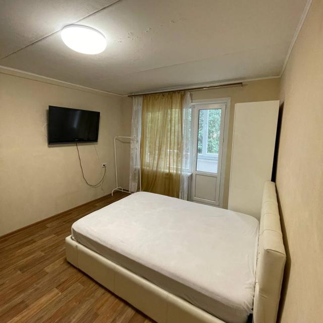 Cozy apartment on Mavlyutova street