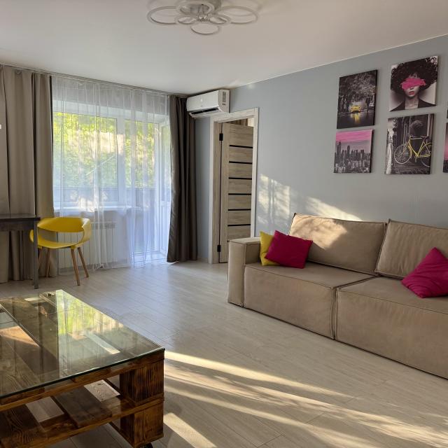 Apartments on Amur Boulevard 17