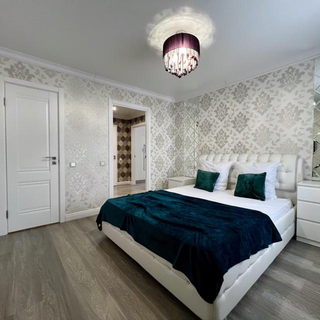 Two-room apartment near the Volga river 