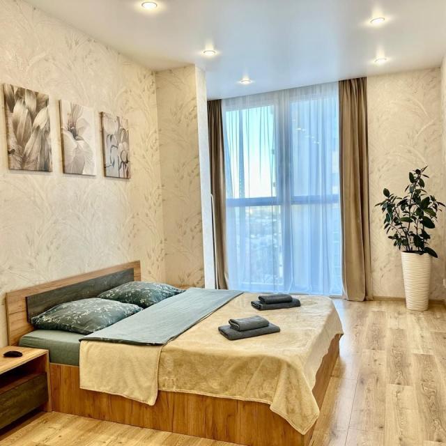Apartment on Semenchikova street 4