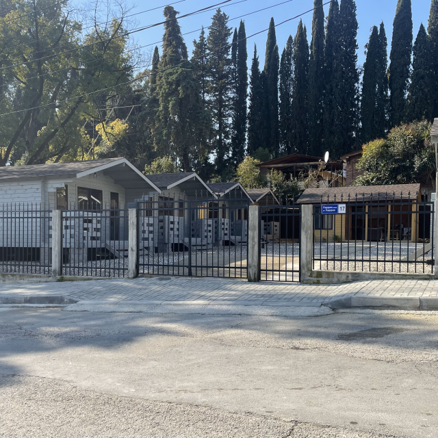 Lakraa Hotel (Лакраа)