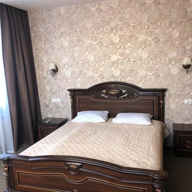 Gostinyi dvor