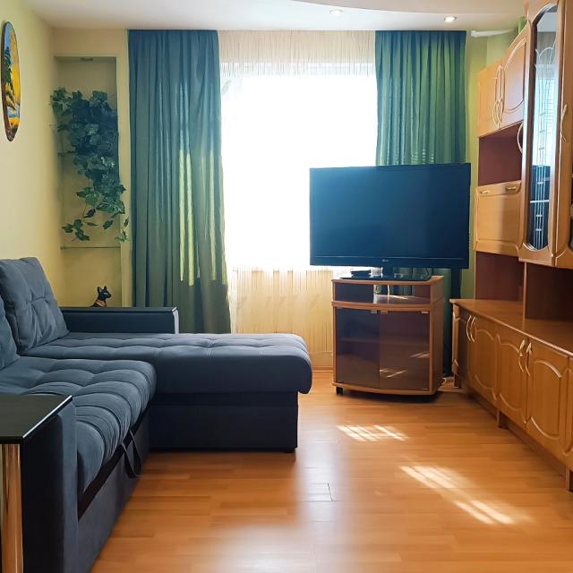 Cozy North on Askoldovtsev street 16