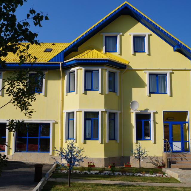 Country Club At Volchikha Mountain